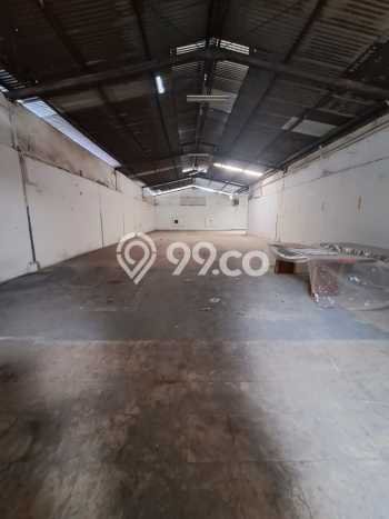 Gudang For Rent Kawasan Bandung Kota, Luas 335m², Lokasi Komersial, Jalan Utama Gudang For Rent Kawasan Bandung Kota, Luas 335m², Lokasi Komersial, Jalan Utama
