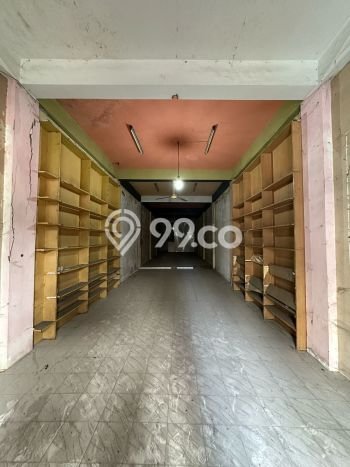 Ruko Strategis di Medan Barat, Luas 495m2m², Kawasan Komersial, Tingkat Keramaian Tinggi Ruko Strategis di Medan Barat, Luas 495m2m², Kawasan Komersial, Tingkat Keramaian Tinggi
