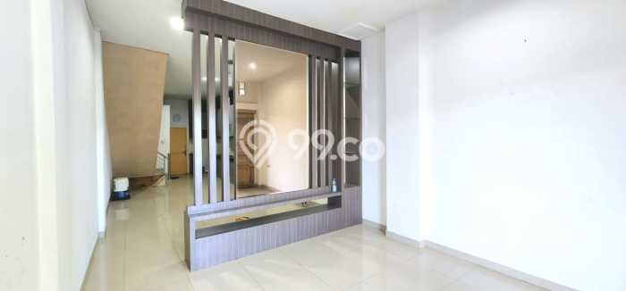 Ruko Lokasi Premium Kawasan Medan Maimun, Luas 168m2m², Jalan Utama Ruko Lokasi Premium Kawasan Medan Maimun, Luas 168m2m², Jalan Utama
