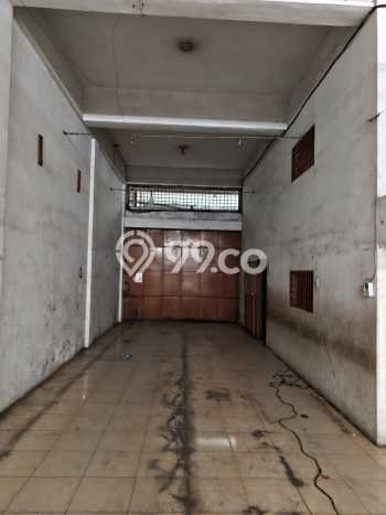 Untuk Disewa Ruko di Medan Sunggal Medan LT 240m2, LB 480m2 Untuk Disewa Ruko di Medan Sunggal Medan LT 240m2, LB 480m2