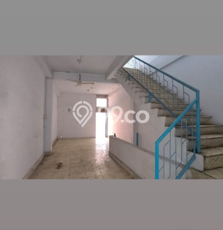 LOKASI PREMIUM! Ruko di Medan Kota, Luas 180m², Area Berkembang LOKASI PREMIUM! Ruko di Medan Kota, Luas 180m², Area Berkembang
