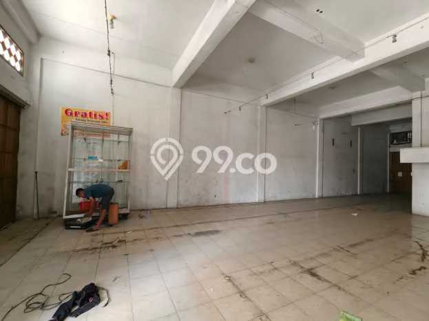 Untuk Disewa Ruko di Medan Sunggal Medan LT 240m2, LB 480m2 Untuk Disewa Ruko di Medan Sunggal Medan LT 240m2, LB 480m2