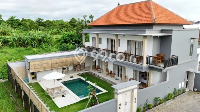 Jarang Ada! Rumah Sewa 6 Kamar Nyaman Siap Huni Seminyak Jarang Ada! Rumah Sewa 6 Kamar Nyaman Siap Huni Seminyak
