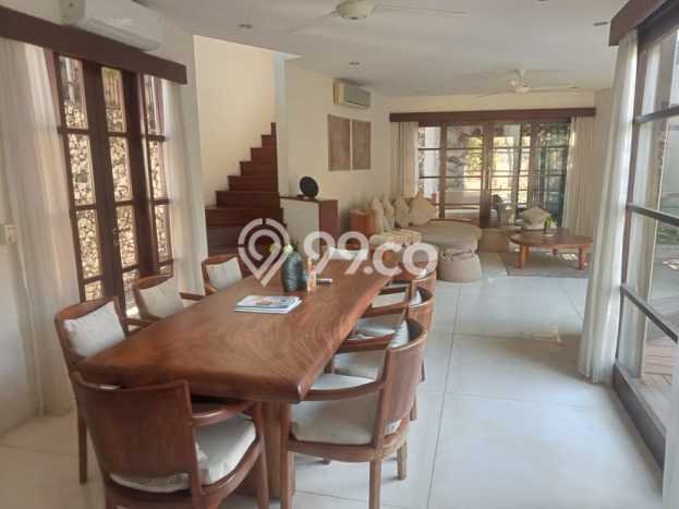 Rumah Kontrakan Badung LT 400m2 LB 300m2 Area Seminyak Rumah Kontrakan Badung LT 400m2 LB 300m2 Area Seminyak