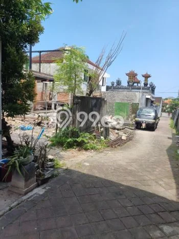 Disewakan Rumah Murah di Kerobokan Badung Punya 1 KT Disewakan Rumah Murah di Kerobokan Badung Punya 1 KT