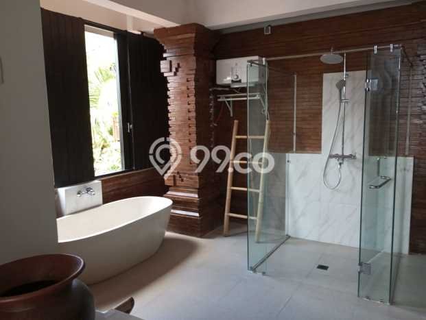 Rumah Elit LB 200m2 Siap Huni Desain Elegan di Peliatan, Gianyar Rumah Elit LB 200m2 Siap Huni Desain Elegan di Peliatan, Gianyar