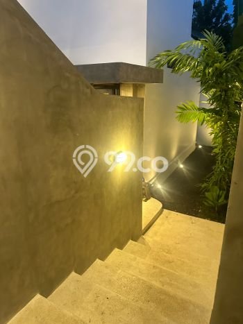 Disewakan! Rumah 2 Kamar Tidur &
3 Kamar Mandi di Tumbak Bayuh, Badung Disewakan! Rumah 2 Kamar Tidur &
3 Kamar Mandi di Tumbak Bayuh, Badung