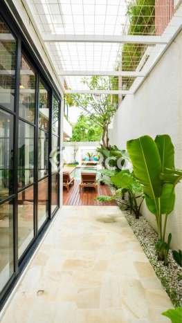 Hunian Kondisi Baik Disewakan di uluwatu, Badung LT 250m2, LB 200m2 Hunian Kondisi Baik Disewakan di uluwatu, Badung LT 250m2, LB 200m2