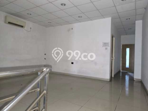 Ruko Area Strategis Kawasan Pejaten, Luas 400m², Akses Strategis Ruko Area Strategis Kawasan Pejaten, Luas 400m², Akses Strategis
