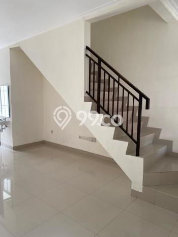 Disewakan! Rumah 2 Kamar Tidur &
2 Kamar Mandi di Green Lake City, Jakarta Barat Disewakan! Rumah 2 Kamar Tidur &
2 Kamar Mandi di Green Lake City, Jakarta Barat