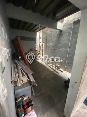 Rumah Luas Asri 2 KT Siap Huni di Bintaro Tangerang Selatan Rumah Luas Asri 2 KT Siap Huni di Bintaro Tangerang Selatan