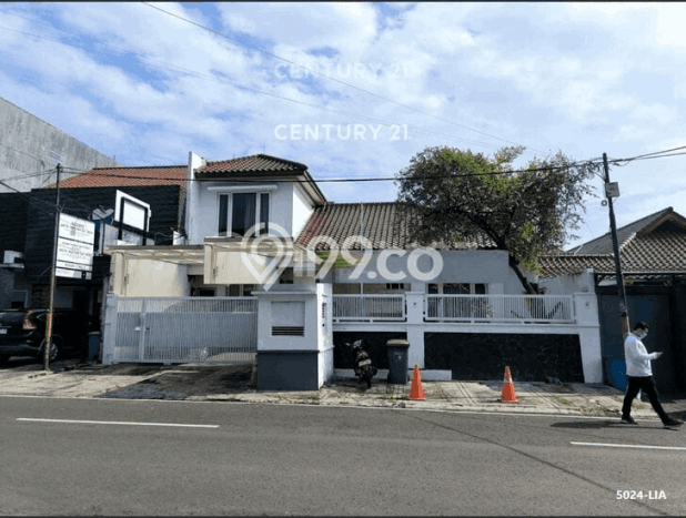 Dijual Hunian Mewah dengan Fasilitas Sekitar Komplit di Kebayoran Baru, Jakarta Selatan Dijual Hunian Mewah dengan Fasilitas Sekitar Komplit di Kebayoran Baru, Jakarta Selatan
