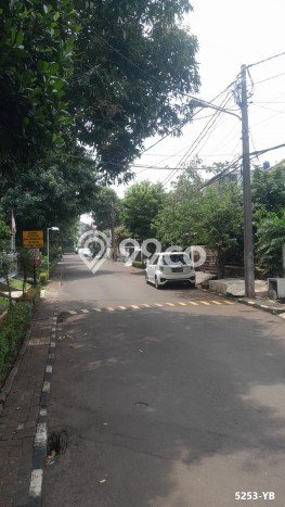Jual Rumah Luas Megah Dengan View Eksklusif di Sektor 3 - Bintaro, Tangerang Selatan Jual Rumah Luas Megah Dengan View Eksklusif di Sektor 3 - Bintaro, Tangerang Selatan