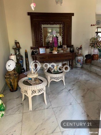 Siap Huni Rumah Mewah 7 Kamar di Jagakarsa Dekat ke Mana Pun Siap Huni Rumah Mewah 7 Kamar di Jagakarsa Dekat ke Mana Pun