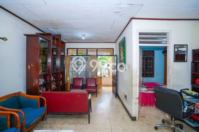 Rumah Strategis Modern Lb 180m2 di Pamulang, Tangerang Selatan Rumah Strategis Modern Lb 180m2 di Pamulang, Tangerang Selatan