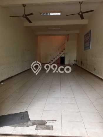 Ruko Dijual di Malang LT 150m2 & LB 300m2 Lokasi Terbaik! Ruko Dijual di Malang LT 150m2 & LB 300m2 Lokasi Terbaik!