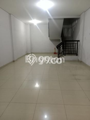 KAWASAN BISNIS! Ruko di , Luas 115m2m², Lokasi Strategis KAWASAN BISNIS! Ruko di , Luas 115m2m², Lokasi Strategis