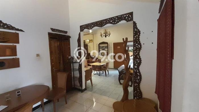 For Sale! Luxury House LT 1400m2 Desain Elegan di Cimahi For Sale! Luxury House LT 1400m2 Desain Elegan di Cimahi