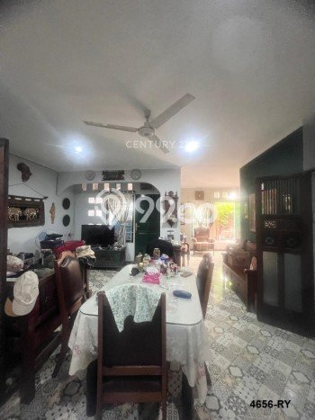 Rumah Luas Asri 4 KT Siap Pakai di Rempoa Tangerang Rumah Luas Asri 4 KT Siap Pakai di Rempoa Tangerang