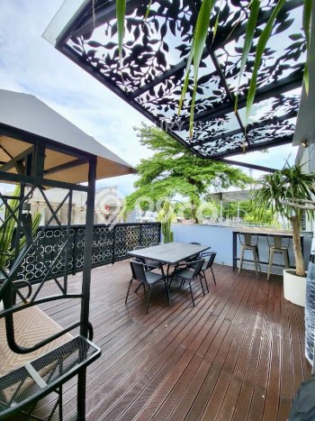 Jual Rumah Mewah Megah Dengan View Eksklusif di Sektor 9-Bintaro, Tangerang Selatan Jual Rumah Mewah Megah Dengan View Eksklusif di Sektor 9-Bintaro, Tangerang Selatan