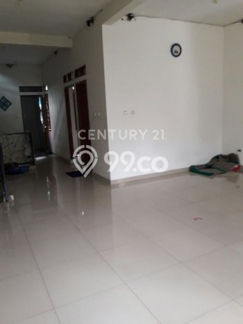Rumah Luas Asri 3 KT Siap Pakai di Pondok Ranji Tangerang Rumah Luas Asri 3 KT Siap Pakai di Pondok Ranji Tangerang