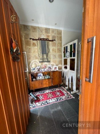 Rumah Luxury Modern Siap Huni di Bintaro Tangerang Selatan Rumah Luxury Modern Siap Huni di Bintaro Tangerang Selatan