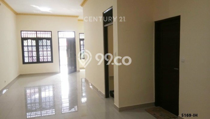 Rumah Modern 5 KT di Bintaro Tangerang Selatan Unfurnished Rumah Modern 5 KT di Bintaro Tangerang Selatan Unfurnished
