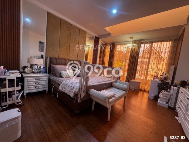 Rumah Elit LB 250m2 Siap Huni Desain Elegan di Sektor 9-Bintaro, Tangerang Selatan Rumah Elit LB 250m2 Siap Huni Desain Elegan di Sektor 9-Bintaro, Tangerang Selatan