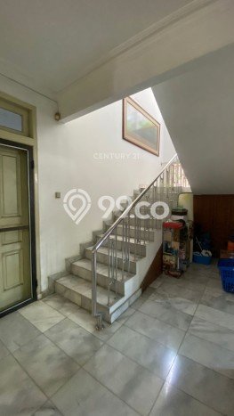 Rumah Elit LB 300m2 Siap Huni Desain Elegan di Pejaten, Jakarta Selatan Rumah Elit LB 300m2 Siap Huni Desain Elegan di Pejaten, Jakarta Selatan