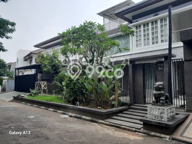 Siap Huni Hunian Elit 7 Kamar di Serpong Dekat ke Mana Pun Siap Huni Hunian Elit 7 Kamar di Serpong Dekat ke Mana Pun