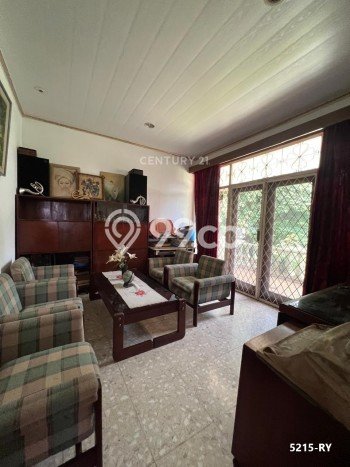 Rumah Nyaman 4 KT LB 200m2 Kondisi Bagus di Kebagusan Rumah Nyaman 4 KT LB 200m2 Kondisi Bagus di Kebagusan