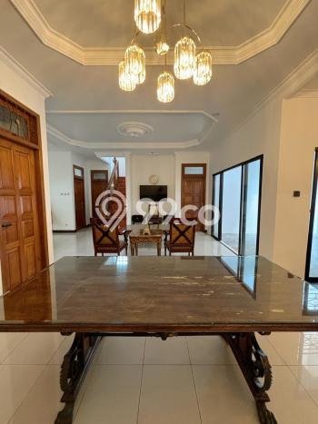 Hunian Elit LB 350m2 Siap Huni Desain Elegan di scbd, Jakarta Selatan Hunian Elit LB 350m2 Siap Huni Desain Elegan di scbd, Jakarta Selatan