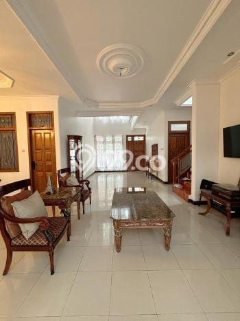 Hunian Elit LB 350m2 Siap Huni Desain Elegan di scbd, Jakarta Selatan Hunian Elit LB 350m2 Siap Huni Desain Elegan di scbd, Jakarta Selatan