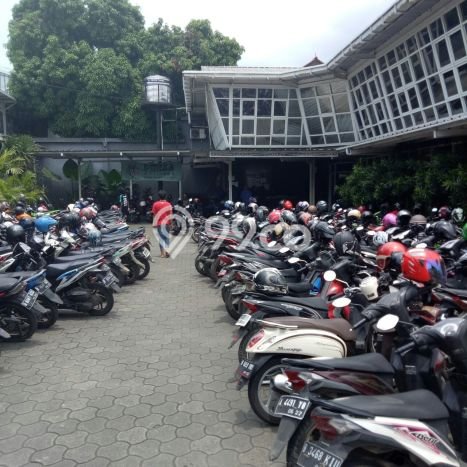 Komersial Dijual di Kebon Jeruk Jakarta Barat dengan LB 600m2 Komersial Dijual di Kebon Jeruk Jakarta Barat dengan LB 600m2