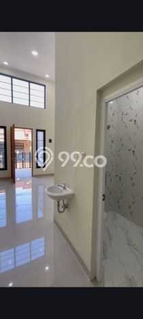 Rumah Strategis Minimalis Lb 60m2 di BSD, Tangerang Selatan Rumah Strategis Minimalis Lb 60m2 di BSD, Tangerang Selatan