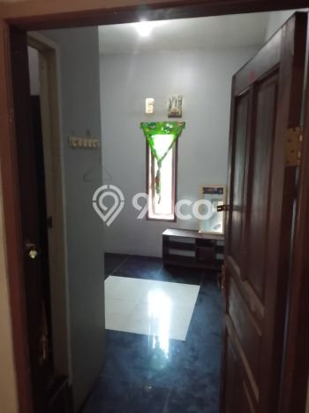 Rumah Modern 6 KT di Joglo Jakarta Barat Full Furnished Rumah Modern 6 KT di Joglo Jakarta Barat Full Furnished