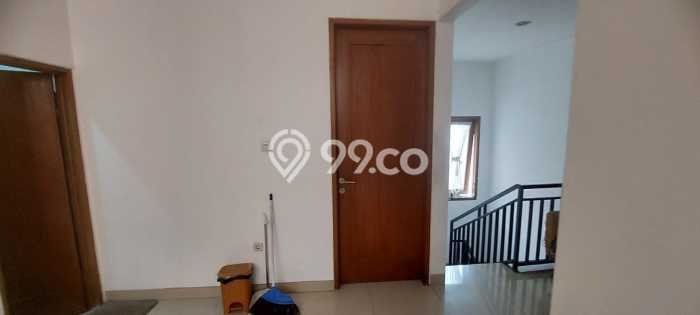 Rumah Luxury Modern Tanpa Renovasi di Graha Bintaro Jakarta Selatan Rumah Luxury Modern Tanpa Renovasi di Graha Bintaro Jakarta Selatan