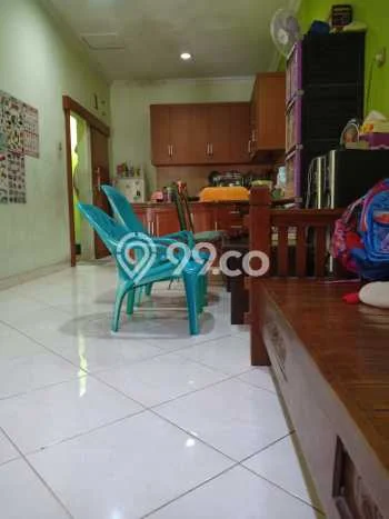 Rumah Luas Asri 4 KT Siap Pakai di Taman Royal Tangerang Rumah Luas Asri 4 KT Siap Pakai di Taman Royal Tangerang