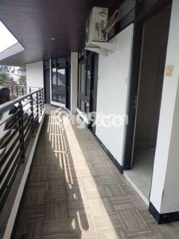 Hunian Elit LB 685m2 Siap Huni Desain Elegan di Oro-Oro Dowo, Malang Hunian Elit LB 685m2 Siap Huni Desain Elegan di Oro-Oro Dowo, Malang