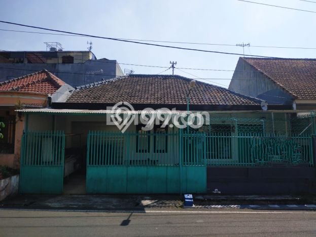 Dijual Rumah Strategis Bagus Punya 4 KT di Blimbing Malang SHM Dijual Rumah Strategis Bagus Punya 4 KT di Blimbing Malang SHM