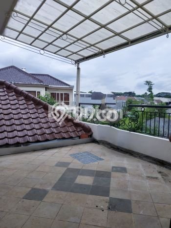 Rumah LT 360m2m² Akses Transportasi Umum di , Malang Rumah LT 360m2m² Akses Transportasi Umum di , Malang