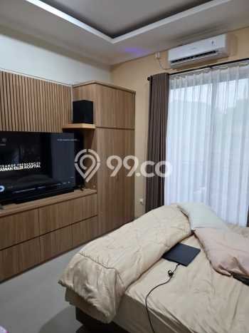 Rumah Modern 4 KT di BSD City Tangerang Full Furnished Rumah Modern 4 KT di BSD City Tangerang Full Furnished