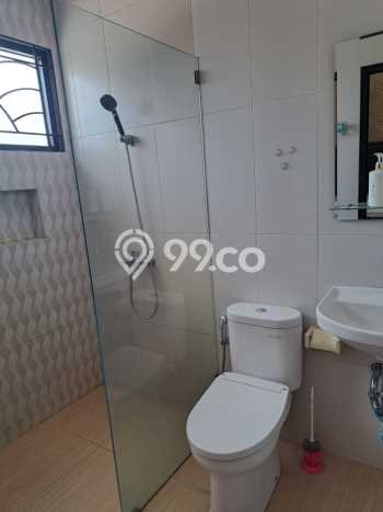 Rumah Minimalis 5 KT di BSD Nusaloka Tangerang Semi Furnished Rumah Minimalis 5 KT di BSD Nusaloka Tangerang Semi Furnished