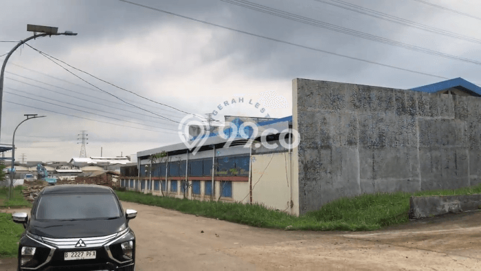 Lokasi Strategis! Dijual Gudang Bisnis di Cikupa, Tangerang Kondisi Bagus Lokasi Strategis! Dijual Gudang Bisnis di Cikupa, Tangerang Kondisi Bagus