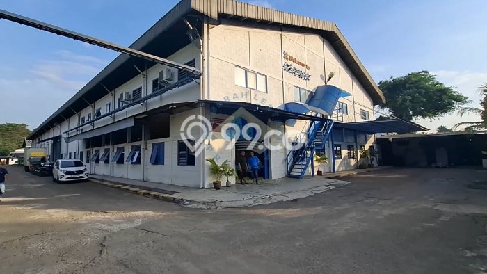 Pabrik Dijual di Curug LT 47582m2, LB 22257m2 Solusi Investasi Cerdas Pabrik Dijual di Curug LT 47582m2, LB 22257m2 Solusi Investasi Cerdas