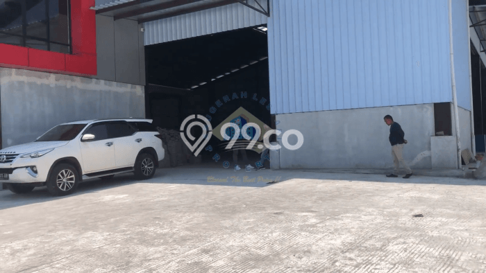 Disewakan Gudang di Cibadak Lebak LT 2000m2, LB 950m2 Disewakan Gudang di Cibadak Lebak LT 2000m2, LB 950m2