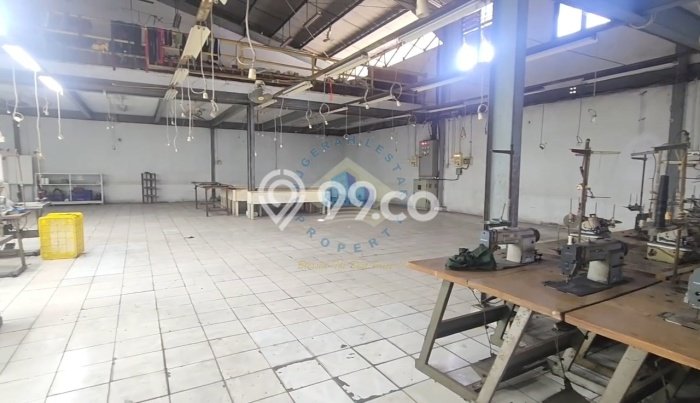 FOR SALE! Pabrik di Cikupa Tangerang, LT 2400m2, LB 1240m2 FOR SALE! Pabrik di Cikupa Tangerang, LT 2400m2, LB 1240m2