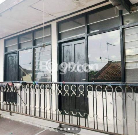 Siap Huni Rumah Mewah 8 Kamar di Mlati Dekat ke Mana Saja Siap Huni Rumah Mewah 8 Kamar di Mlati Dekat ke Mana Saja