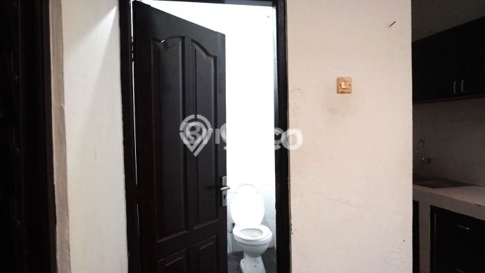 Ruko Disewakan Kawasan Depok, Luas 158m², Lokasi Premium Ruko Disewakan Kawasan Depok, Luas 158m², Lokasi Premium
