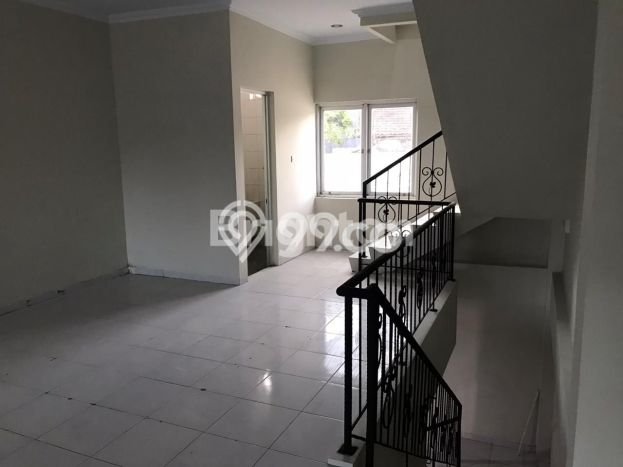 Ruko Area Strategis Kawasan Depok, Luas 200m2m², Akses Strategis Ruko Area Strategis Kawasan Depok, Luas 200m2m², Akses Strategis